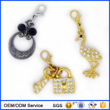 Gold Schmuck 3D Strass Schlüssel und Schloss Charm-Anhänger für den Großhandel 17078